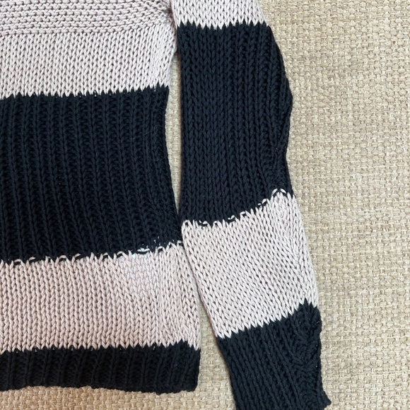 Alp N Rock Tatum Open Knit Sweater Womens Medium Black Beige Stripe Apres Ski - Picture 5 of 9